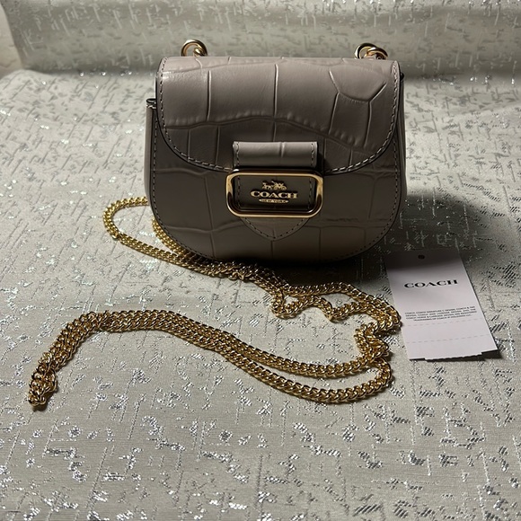 NWT Morgan Card Case On A Chain - Picture 1 of 8